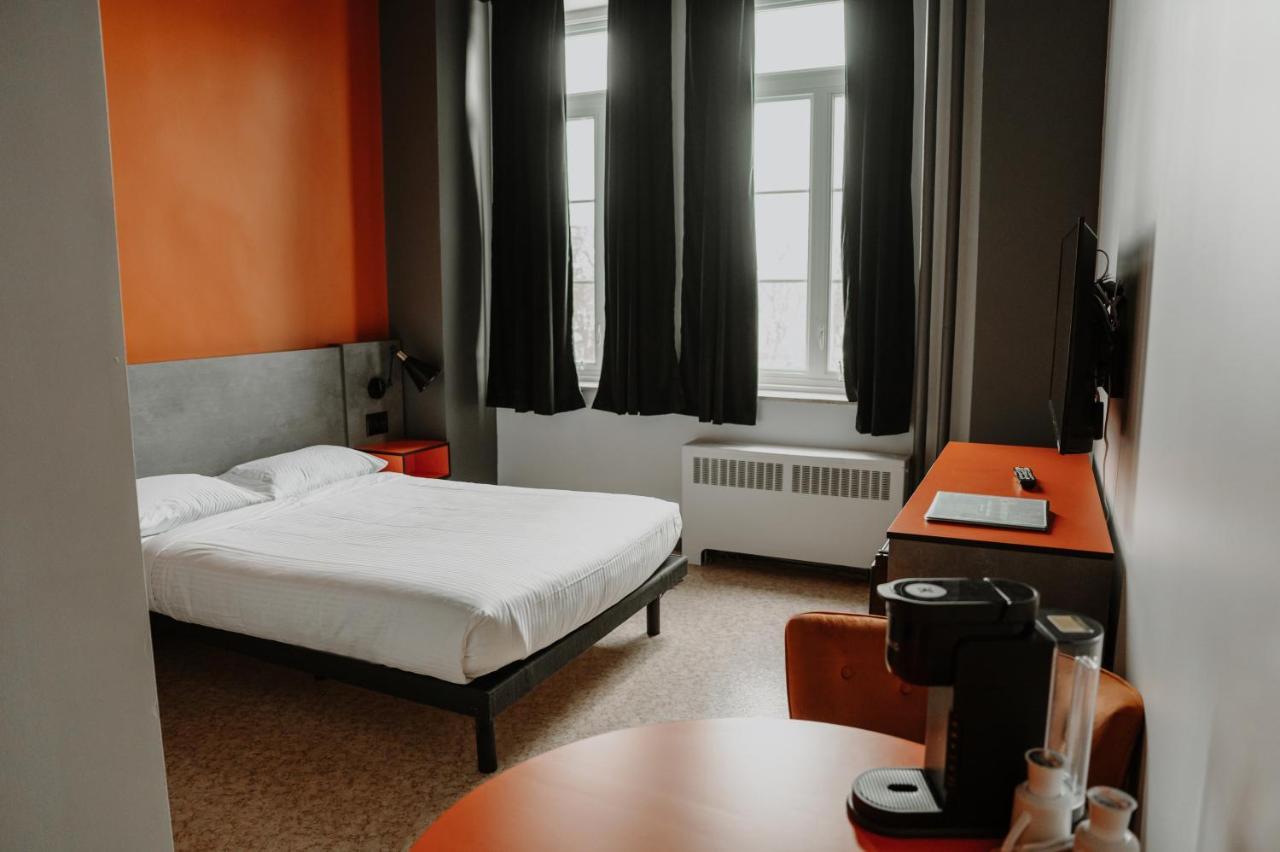 Hotel Historique Et Manoir Route 66 Saint-Victor 外观 照片