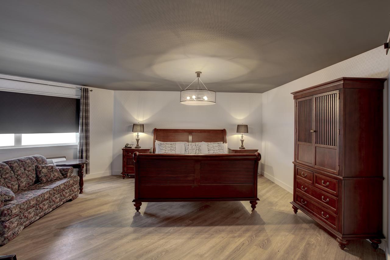 Hotel Historique Et Manoir Route 66 Saint-Victor 外观 照片