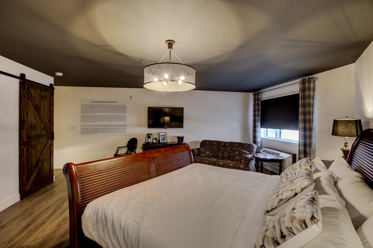 Hotel Historique Et Manoir Route 66 Saint-Victor 外观 照片